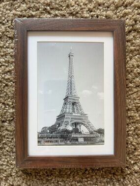 Simple Wood Brown Picture Frame with White Mat 5x7